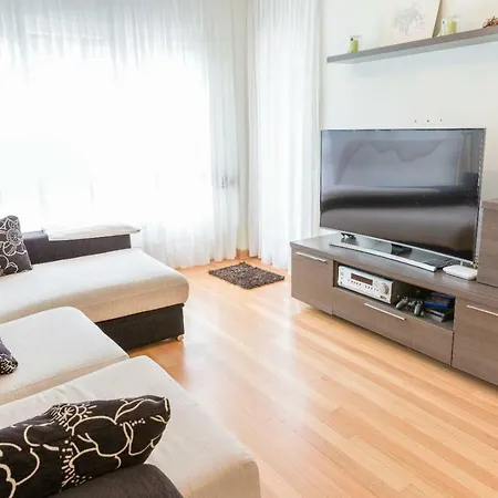 Ria De Boo, Con Patio Privado *