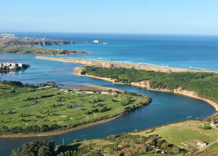 Ria De Boo, Con Patio Privado Boo De Pielagos